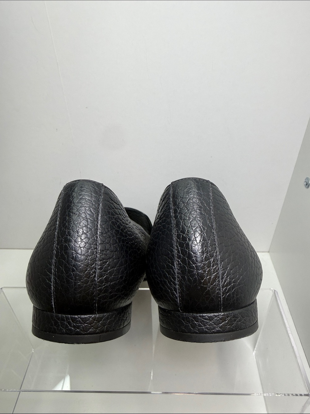 Classic Black Leather Pointed-Toe Flats size 10 - Picture 4 of 11